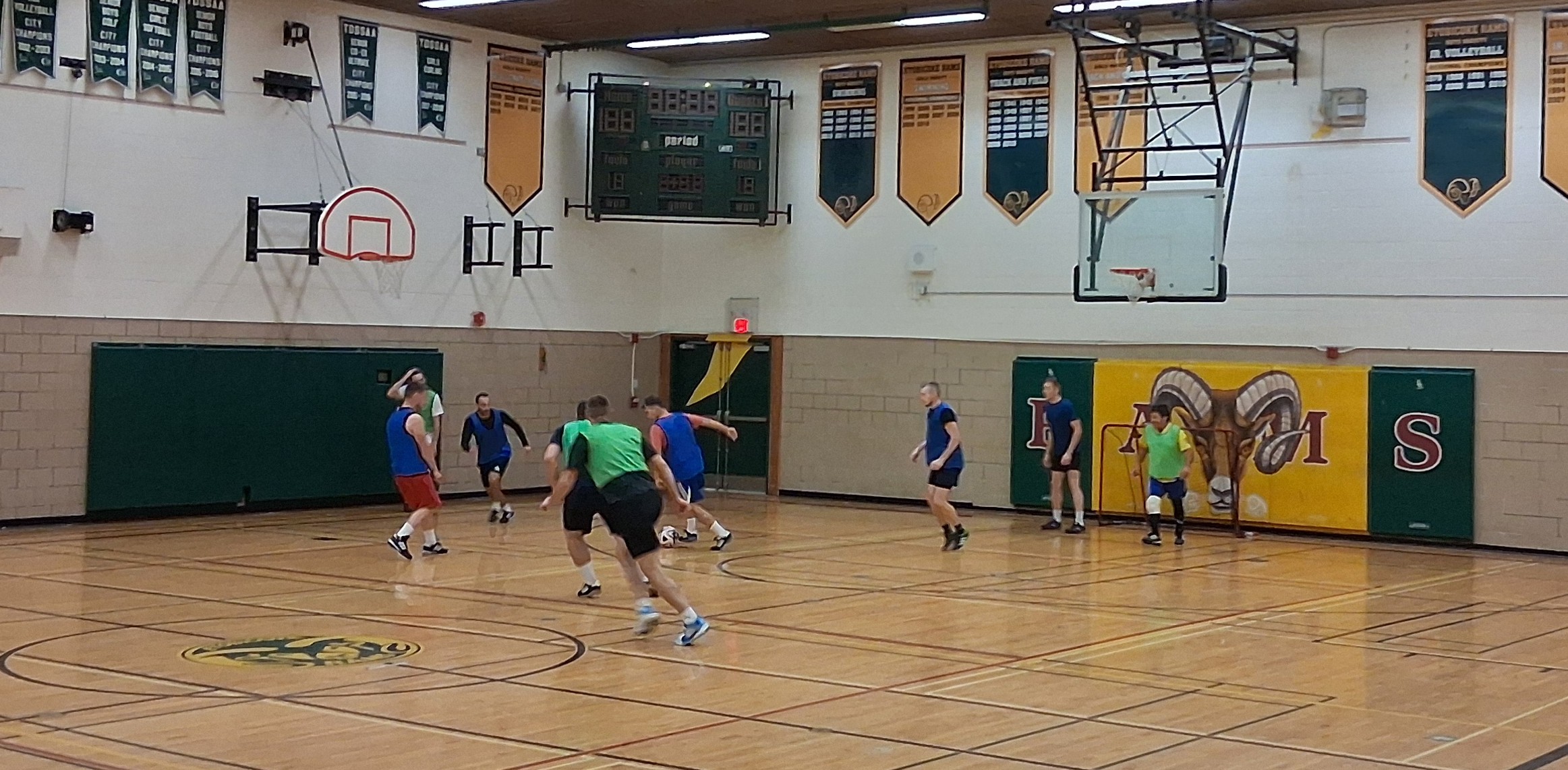 Read more about the article Indoor Pick-Up Soccer Begins Oct. 20, 2025